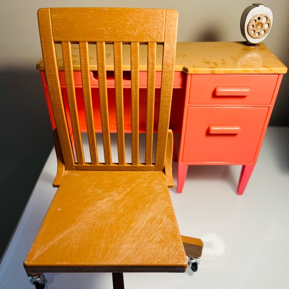 Our Generation by Battat Teacher's Desk pink, Swivel Chair and Pencil Sharper - Picture 2 of 5